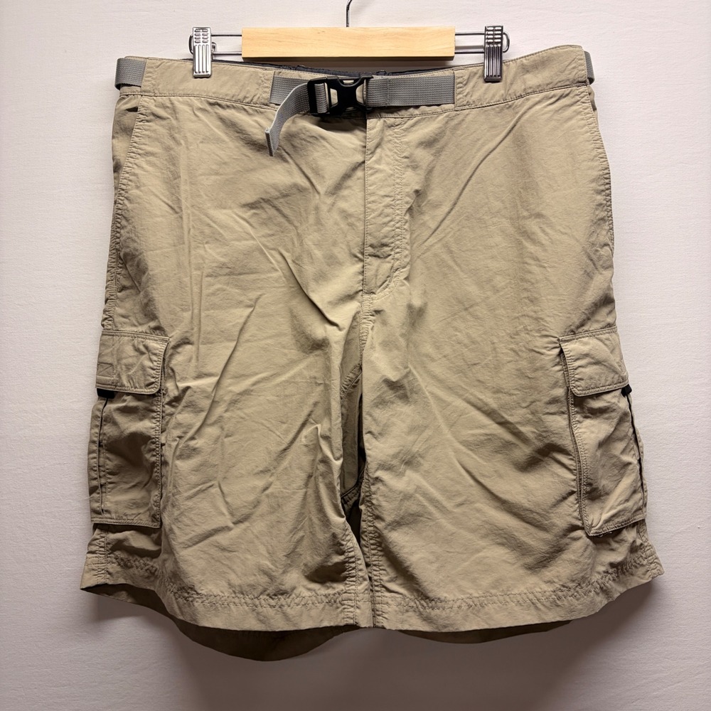 Eastern Mountain Sports Outdoor Cargo Shorts Gorpcore Hiking Active Tan Mens 36